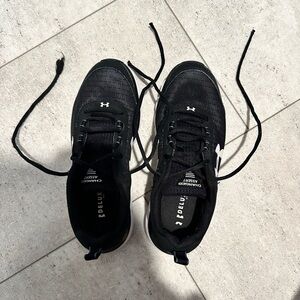 Under Armour Charcoal Athletic Shoes